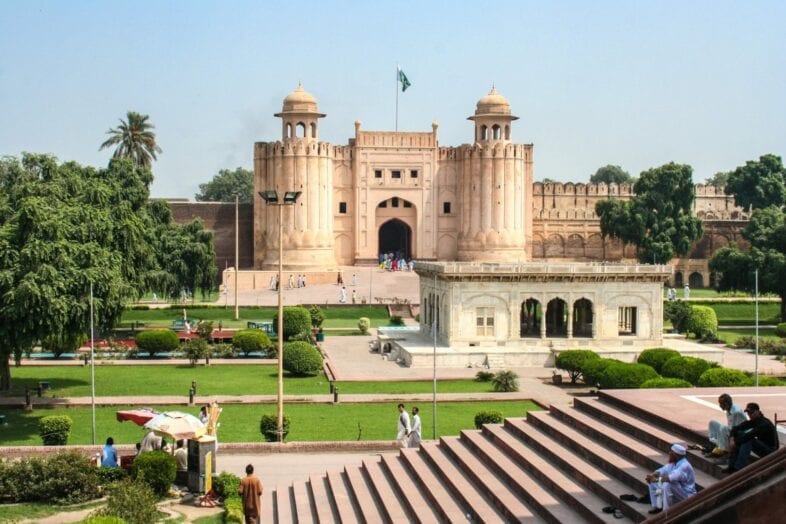 Top 10 restaurants in Lahore